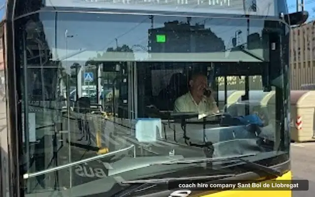Monbus i Julià, coach hire company in Sant Boi de Llobregat